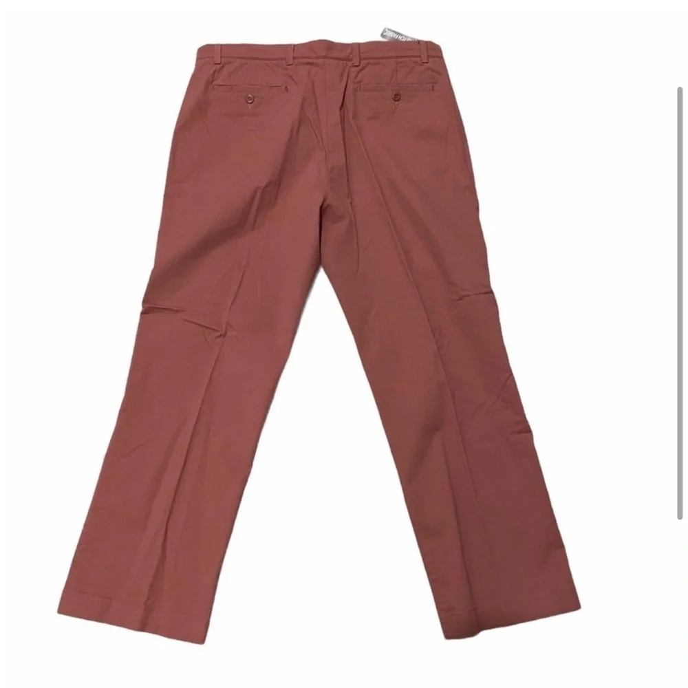 NWT Roundtree & Yorke Classic Fit Flat Front Pants Size 38x30 Salmon Pink Chino